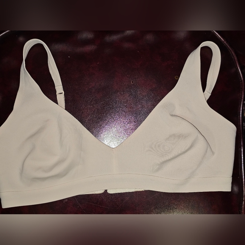 Haven Well Within Seamless Beige Bra Medium Super Soft Good Stretch